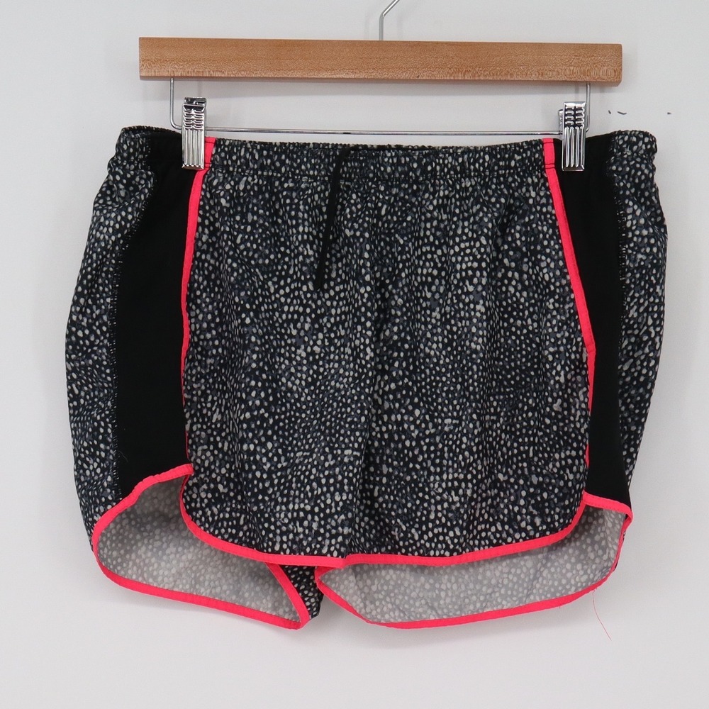 C9 by Champion Shorts Womens M Running Black Dot Neon Pink Trim Excellent